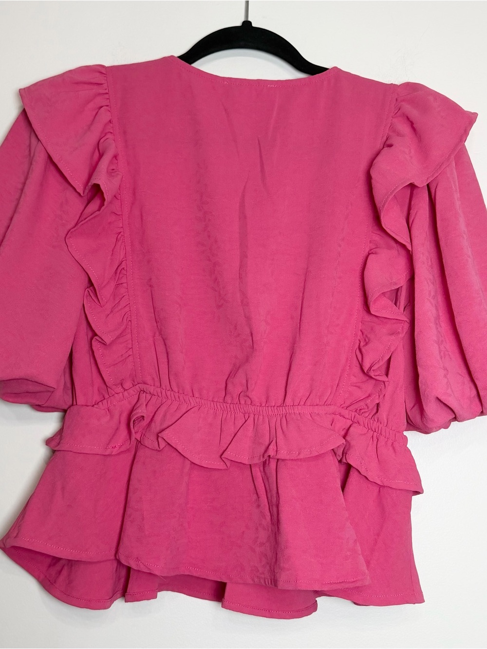 NWT Entro Pink Textured Ruffle Puff Sleeve Peplum Blouse L - Picture 3 of 9